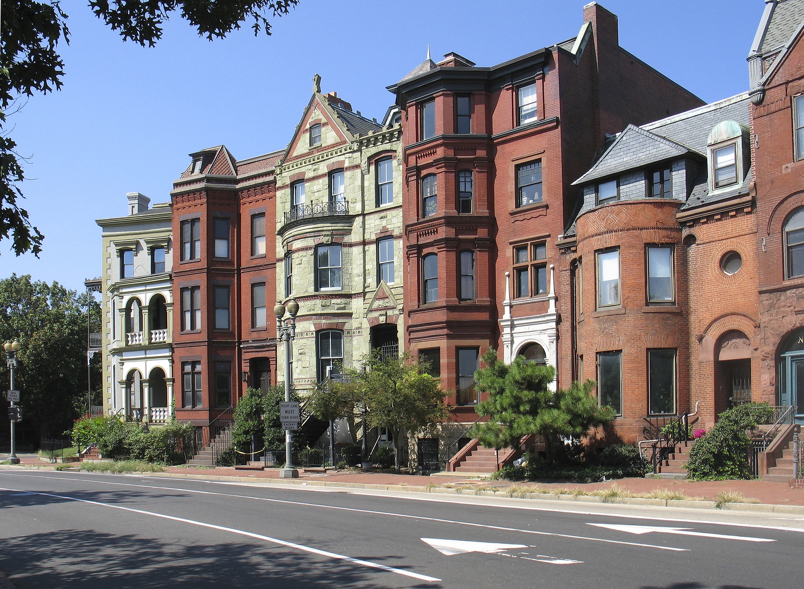 whats so special about historic brick houses in dc?
